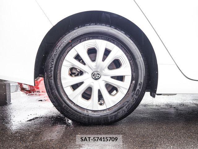 Toyota PRIUS 2021-06 322472-12