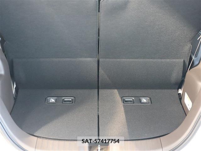 Honda N BOX 2021-06 210346-17