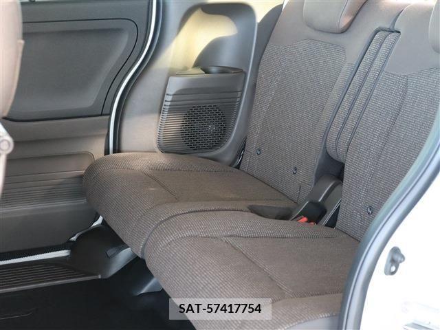 Honda N BOX 2021-06 210346-15