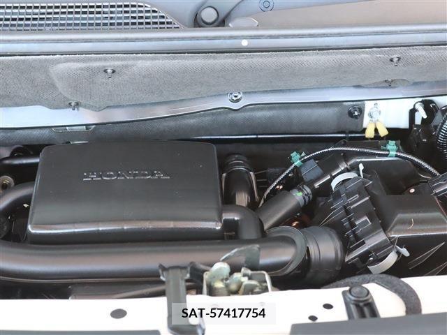 Honda N BOX 2021-06 210346-18