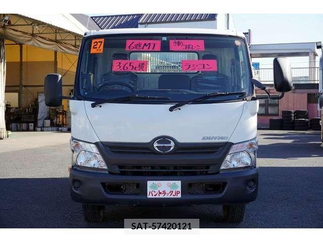 Hino DUTRO 2015-11 208437-1