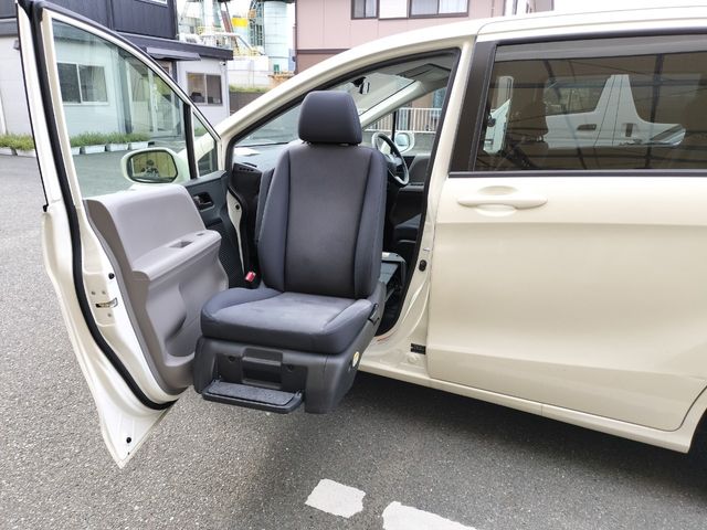 Honda FREED 2009-04 184134-7