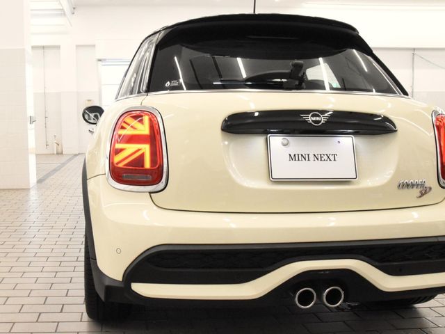 Bmw MINI 2022-12 27693-7