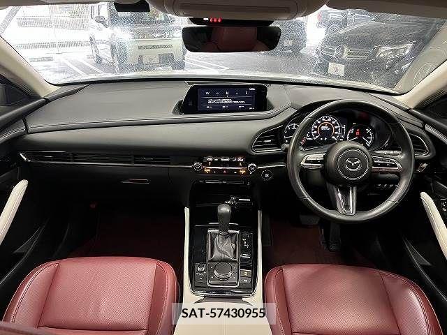 Mazda CX-30 2020-09 212175-1