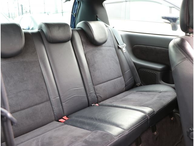 Renault LUTECIA 2003-08 739-9
