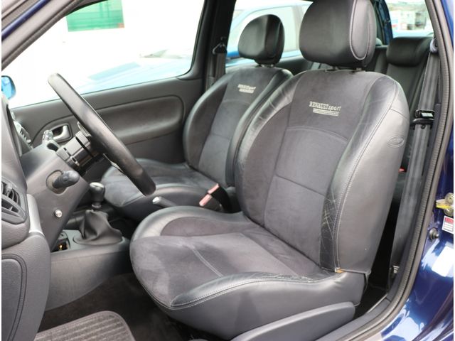 Renault LUTECIA 2003-08 739-6