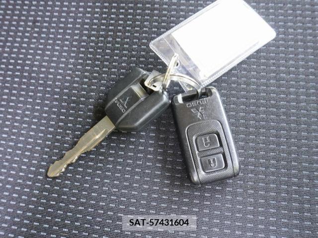 Mitsubishi CANTER 2017-09 357540-28