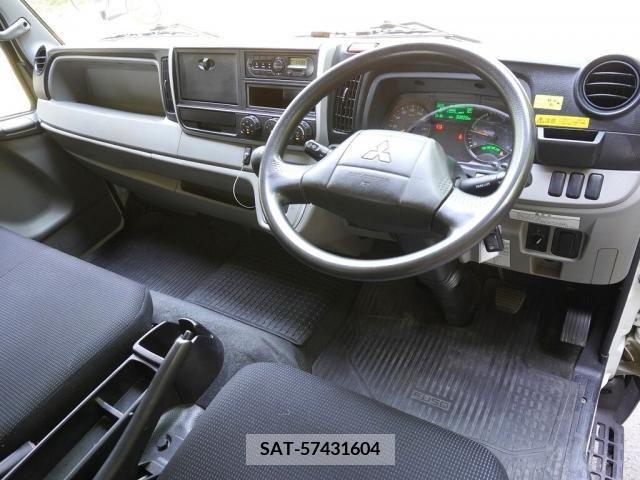 Mitsubishi CANTER 2017-09 357540-2