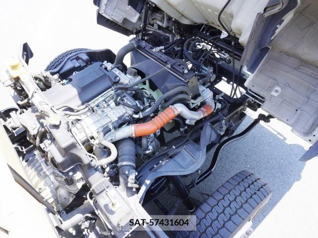 Mitsubishi CANTER 2017-09 357540-14