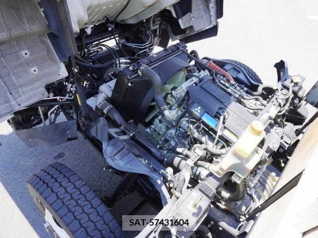 Mitsubishi CANTER 2017-09 357540-13