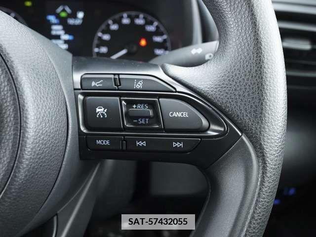 Toyota YARIS 2023-02 373211-13