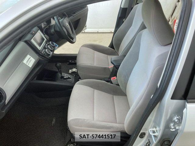 Toyota COROLLA AXIO 2013-06 264595-9