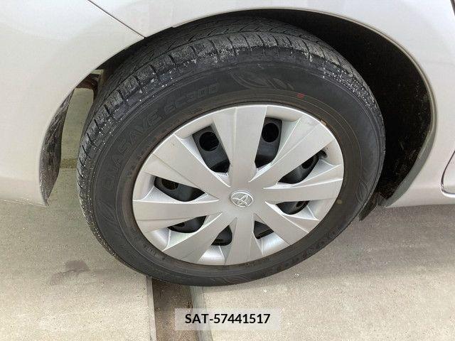 Toyota COROLLA AXIO 2013-06 264595-5