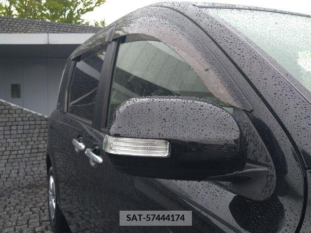 Toyota SIENTA 2012-05 313755-4