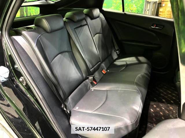 Toyota PRIUS 2017-06 376367-12