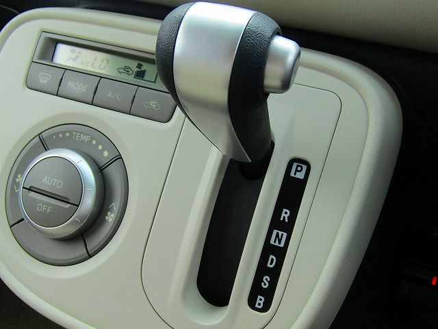 Daihatsu MIRA COCOA 2013-04 11676-11