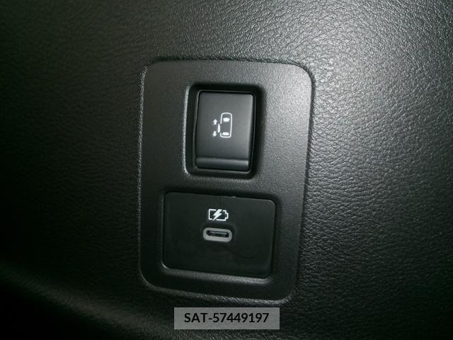 Nissan SERENA 2023-06 393870-16
