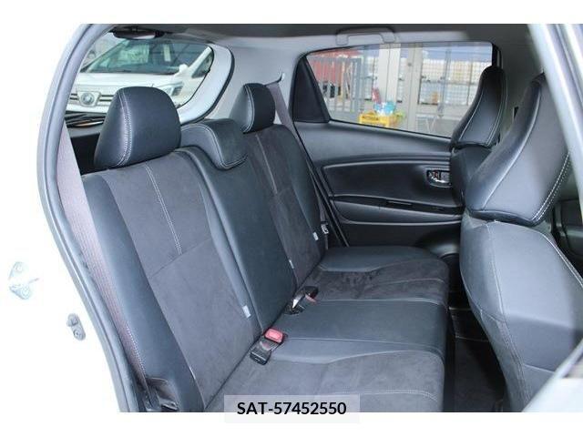 Toyota VITZ HYBRID 2017-12 230939-13