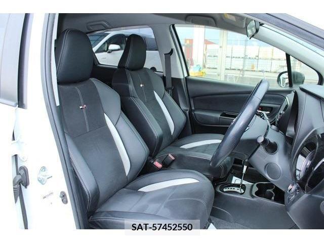 Toyota VITZ HYBRID 2017-12 230939-12