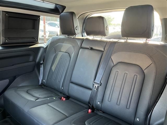 ROVER DEFENDER 2021-05 13773-19