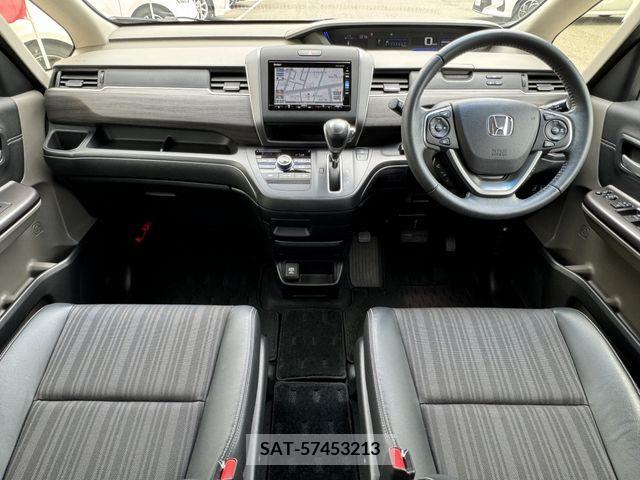 Honda FREED 2019-09 381964-1