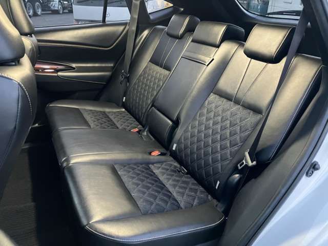 Toyota HARRIER 2016-05 13122-26