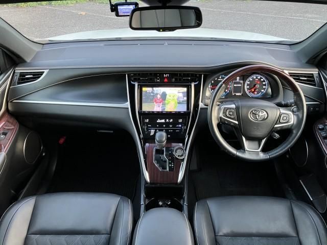 Toyota HARRIER 2016-05 13122-1