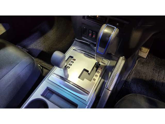 Mitsubishi PAJERO 2009-11 6692-16
