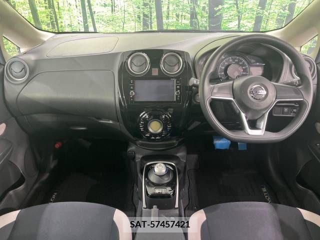 Nissan NOTE 2018-09 348707-1