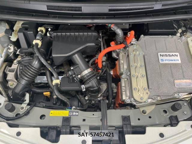 Nissan NOTE 2018-09 348707-18