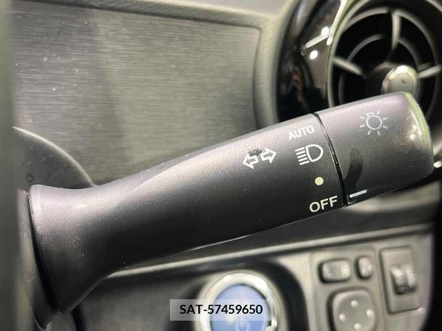 Toyota AQUA 2015-06 260540-5