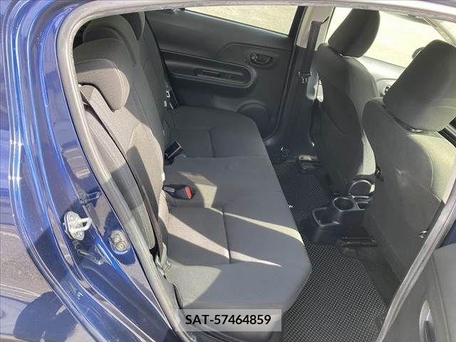 Toyota AQUA 2018-04 261698-14