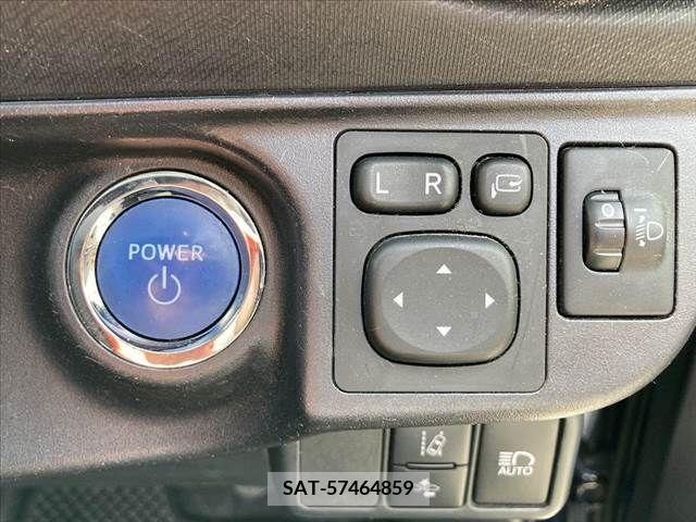 Toyota AQUA 2018-04 261698-20