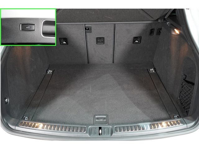 Porsche MACAN 2015-06 11671-20