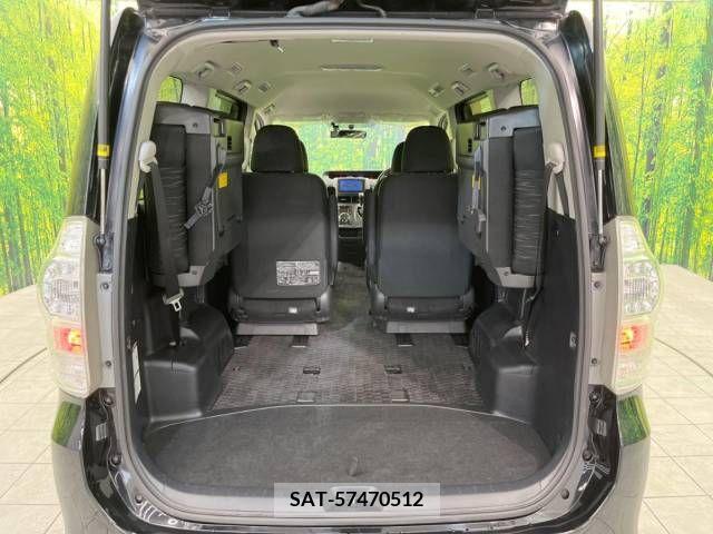 Toyota VOXY 2012-02 340692-14