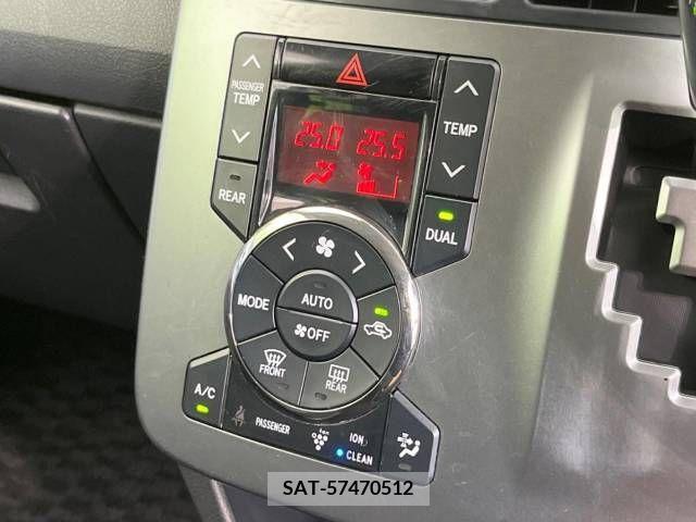 Toyota VOXY 2012-02 340692-5