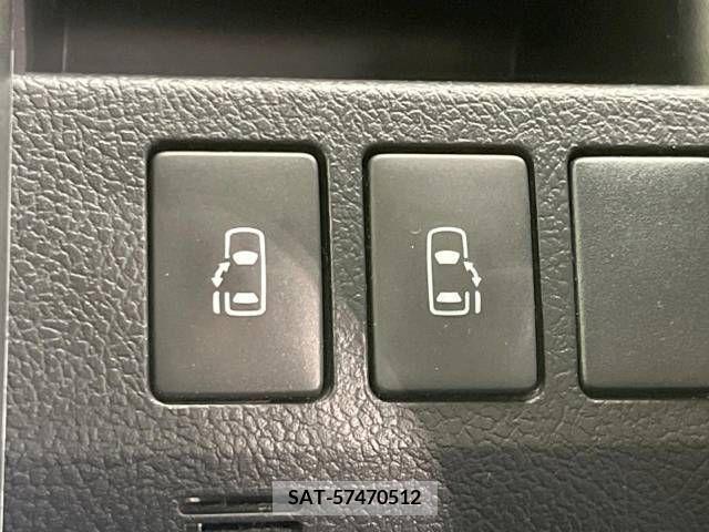 Toyota VOXY 2012-02 340692-3