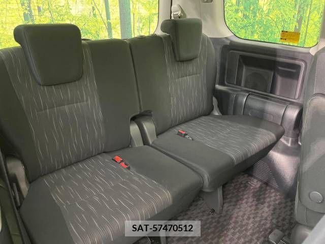 Toyota VOXY 2012-02 340692-13