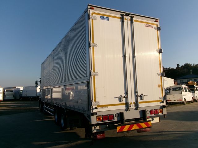 Isuzu GIGA 2017-07 12489-5