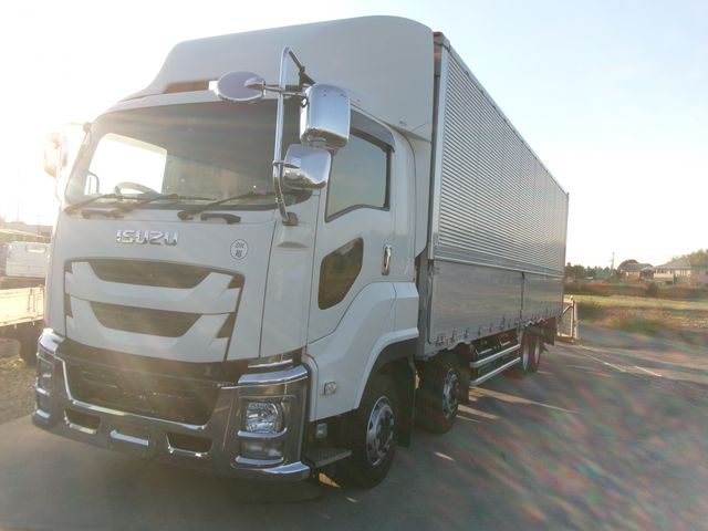 Isuzu GIGA 2017-07 12489-0