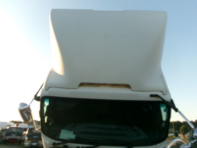 Isuzu GIGA 2017-07 12489-18