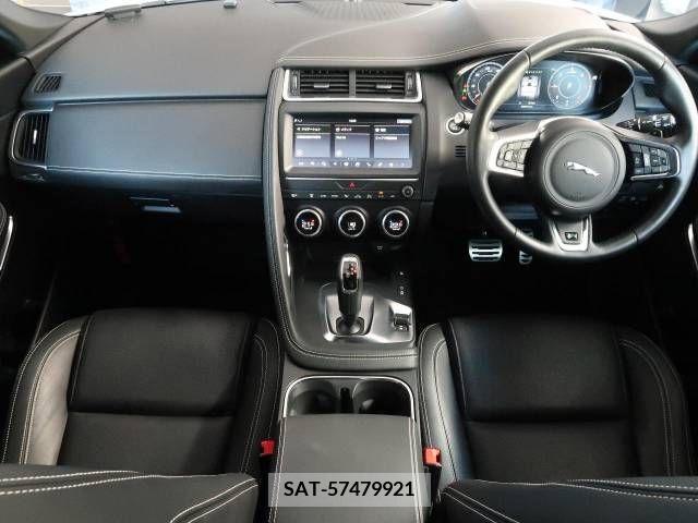 Jaguar E-PACE 2018-09 234153-1