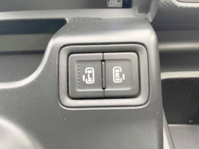 Mitsubishi DELICA D2 2017-03 193510-5