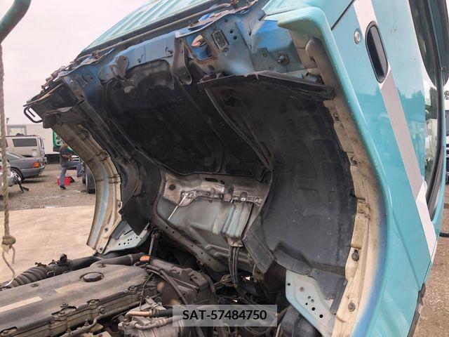 Isuzu ELF TRUCK 2004-11 353855-24