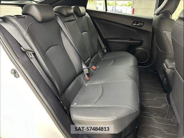 Toyota PRIUS 2016-03 378852-8