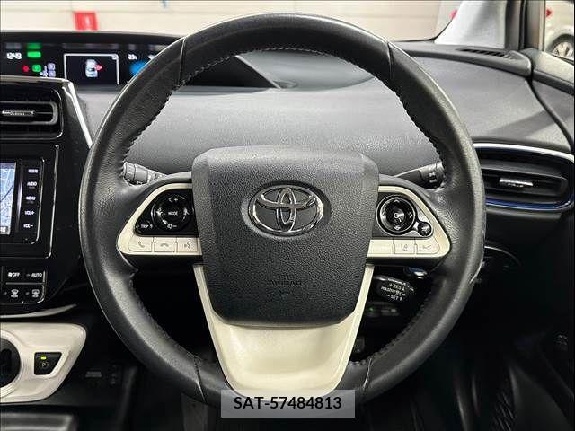 Toyota PRIUS 2016-03 378852-12