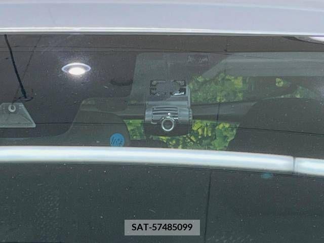 Toyota PRIUS 2016-07 281803-6