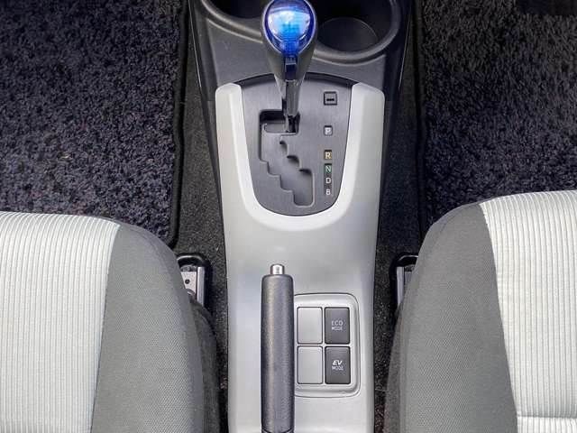 Toyota AQUA 2014-03 15462-11
