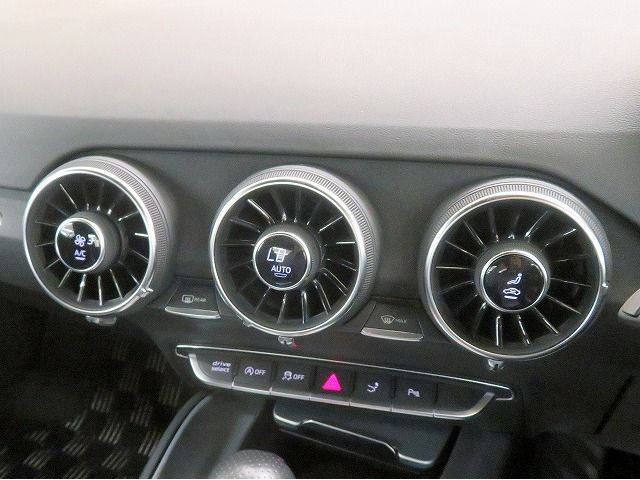 Audi TT 2019-10 12909-8