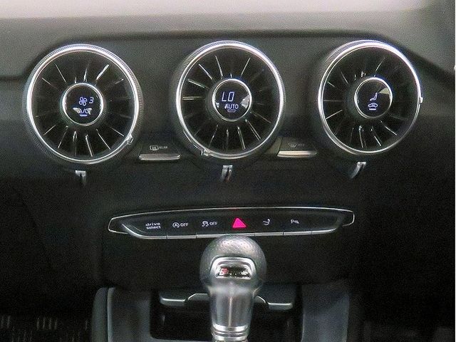 Audi TT 2019-10 12909-3